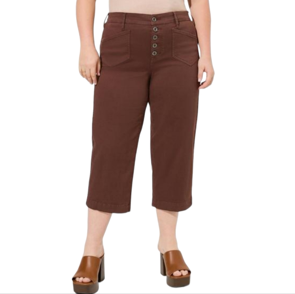 Torrid Crop Wide Leg Stretch Twill High Rise Patch Pocket Pant